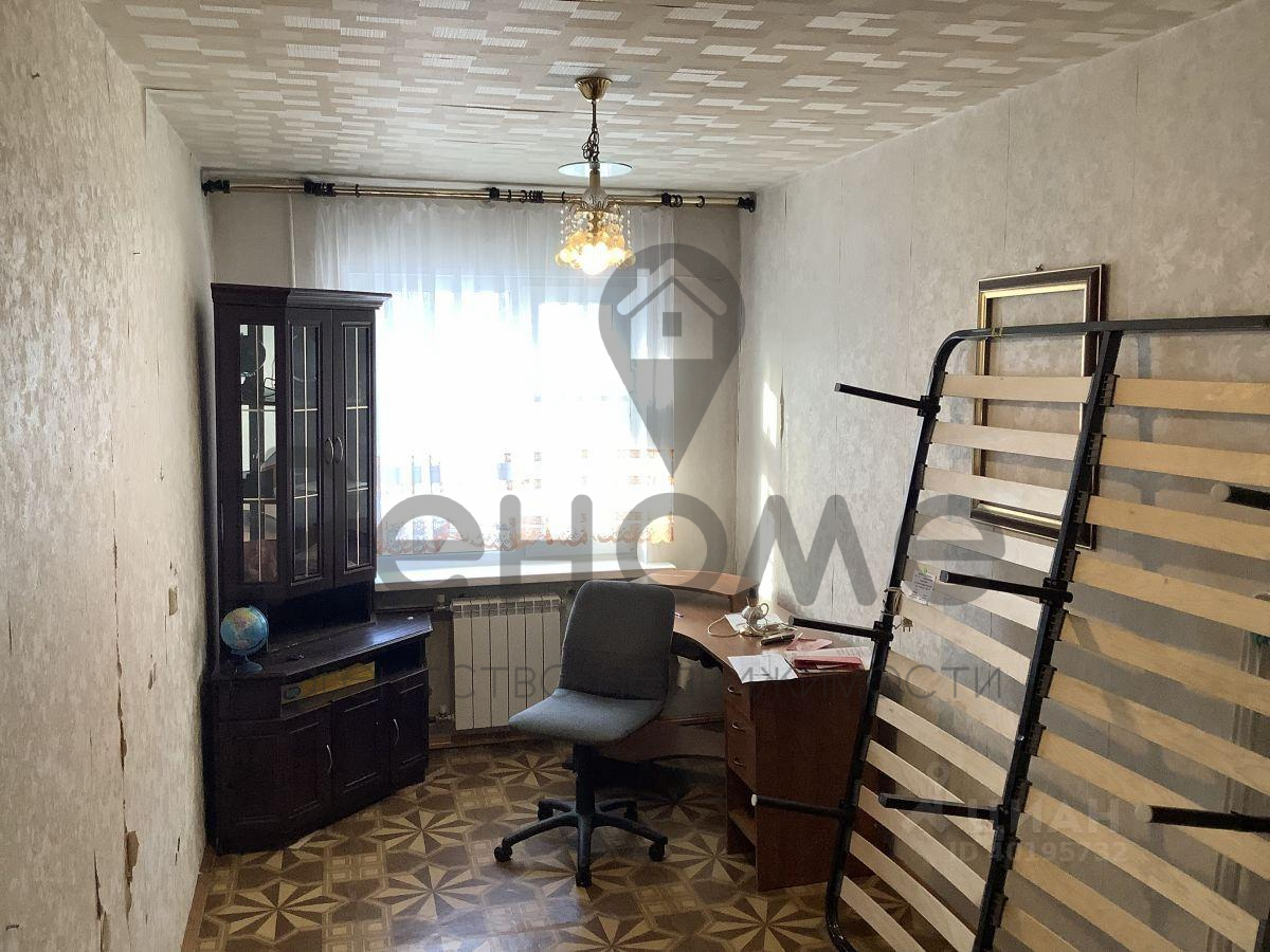 Продажа 3-комнатной квартиры, Нижневартовск, Нефтяников улица,  д.64